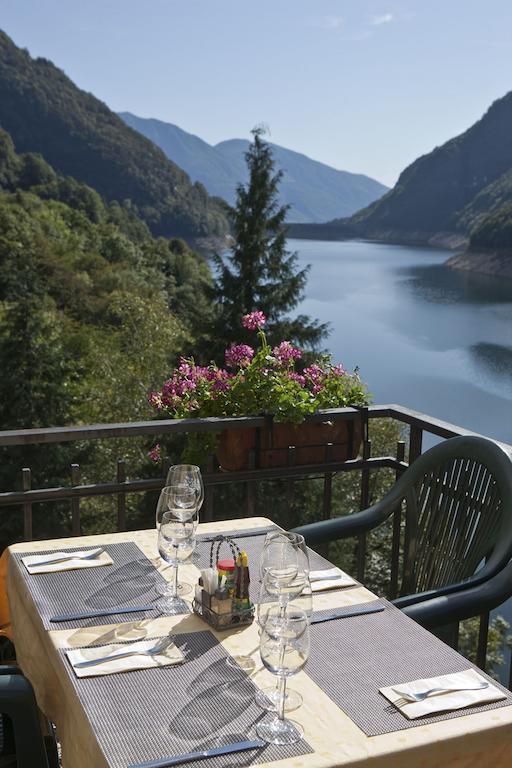 Hotel Al Lago ヴォゴルノ エクステリア 写真